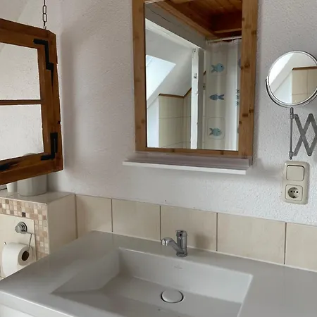 Dachgeschoss * Wusterhusen